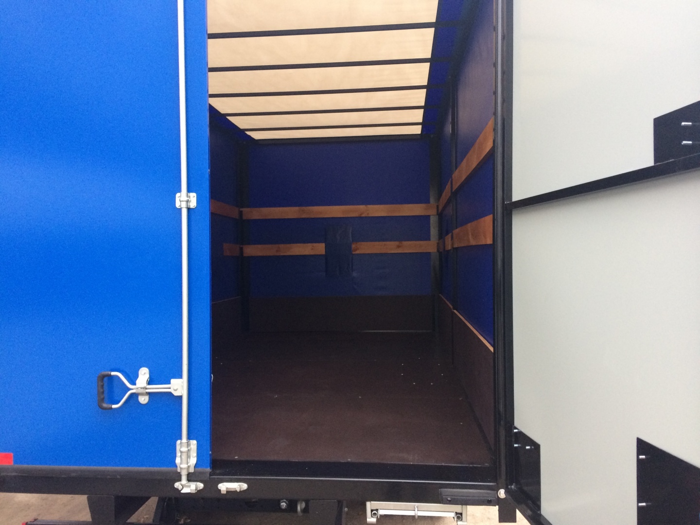 09deab346ad42f3b228e30297a9be263-min.jpg