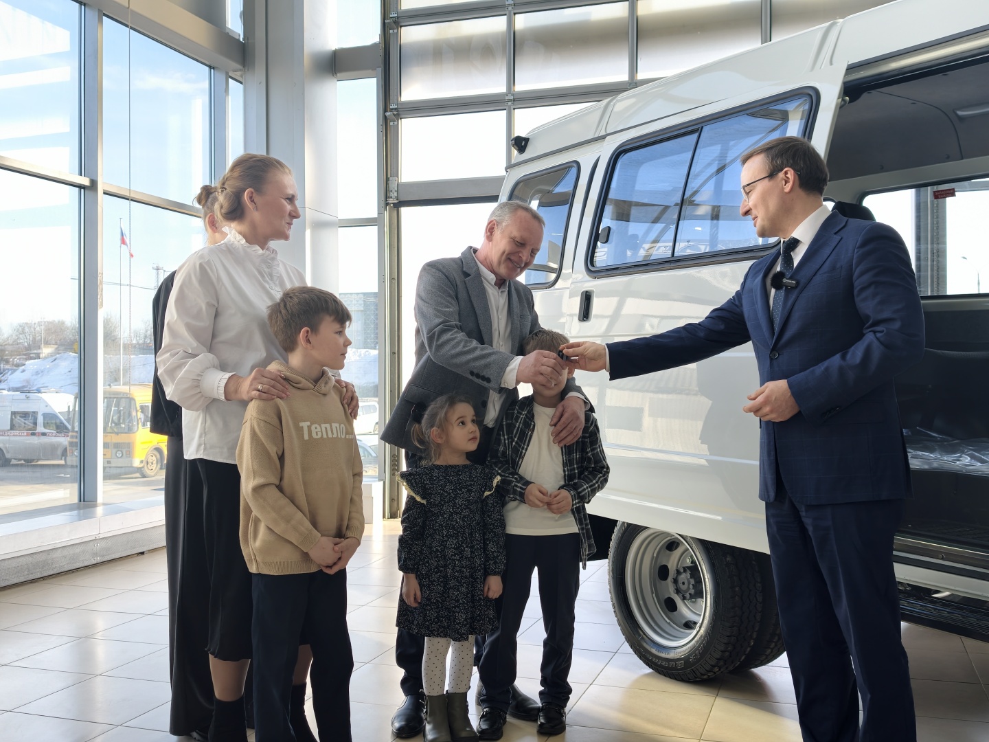 Передача автомобиля многодетной семье_7.jpg